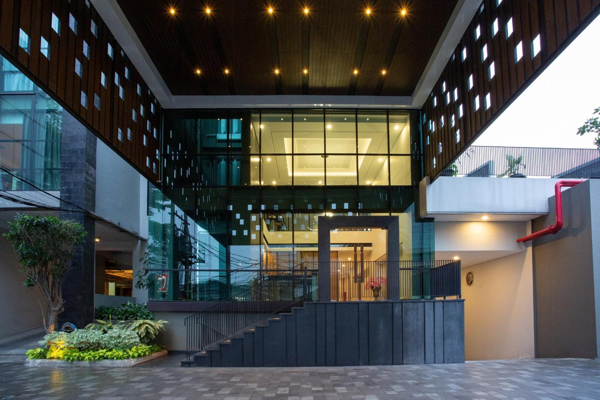 Avissa Suites Giacarta Esterno foto