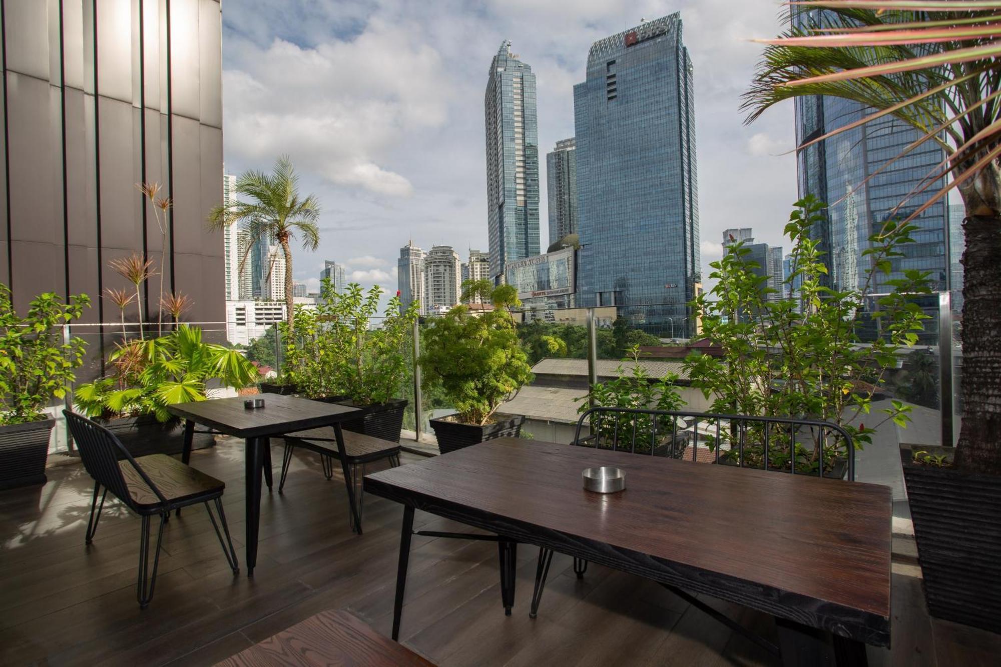 Avissa Suites Giacarta Esterno foto