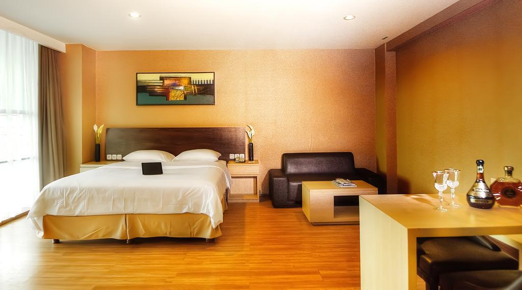 Avissa Suites Giacarta Esterno foto