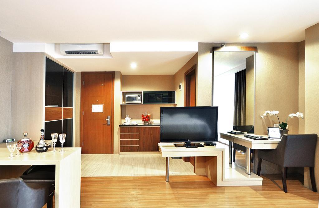 Avissa Suites Giacarta Esterno foto